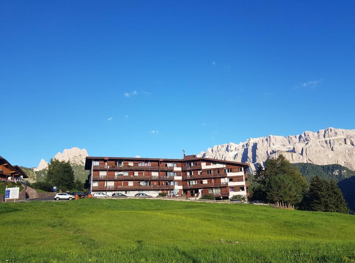Appartamento Dolomiti Selva di Val Gardena Exteriör bild
